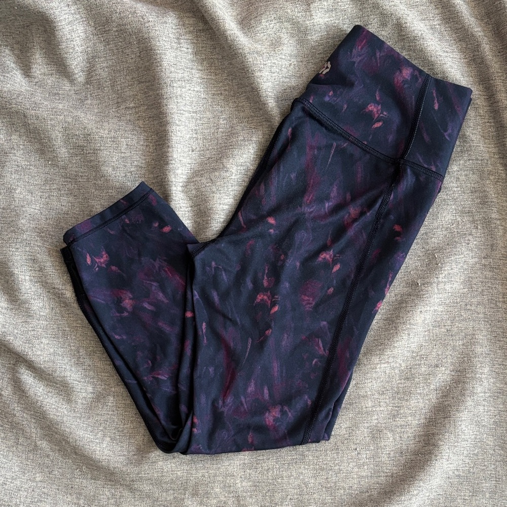All in Motion Dark Purple & Plum Capri Leggings - L 10/12